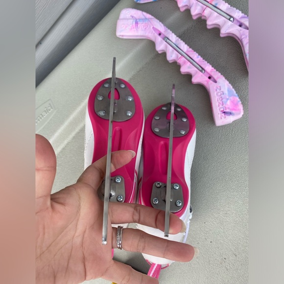 VIC Frost Recreational Ice Skates, Junior/Girls, White/Pink, Size Y13 - Picture 6 of 10